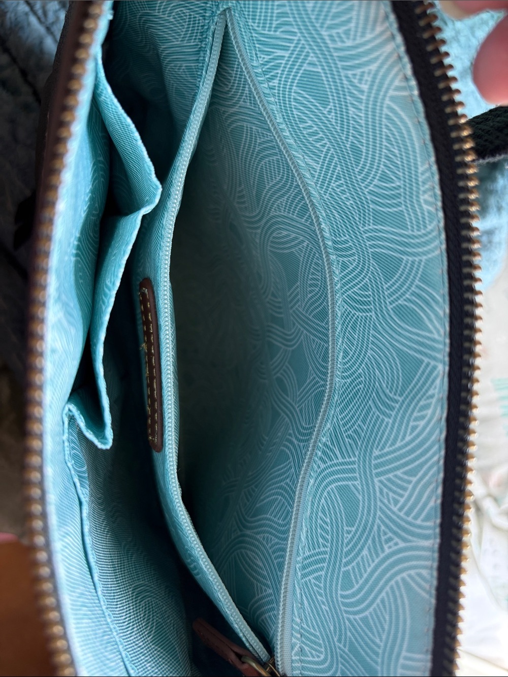 The Sak Alameda Black Pebbled Leather Crossbody Bag - Picture 9 of 15